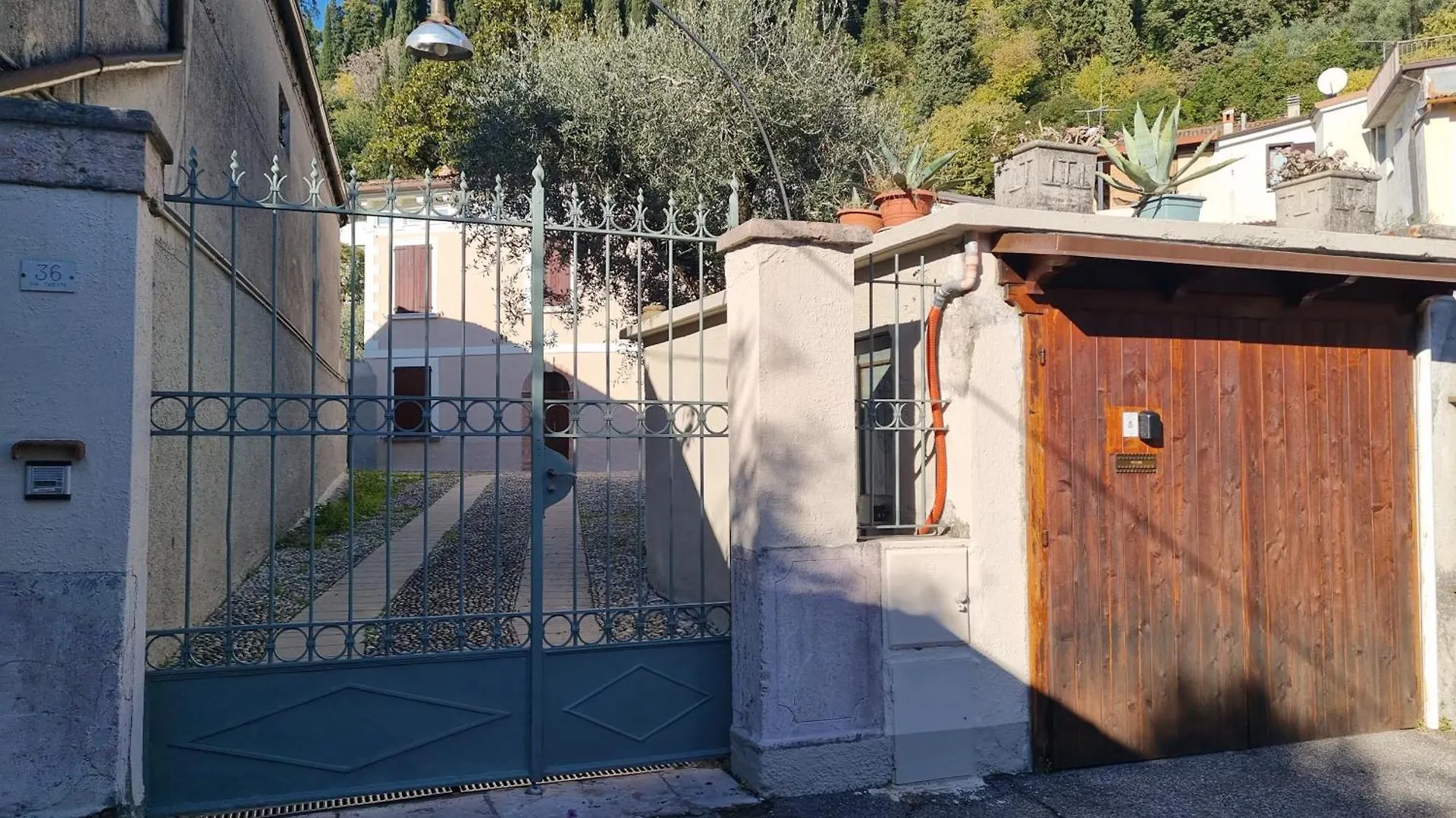 Casa Degli Ulivi A Toscolano - House With Garden Near The Beach Cir Lni00059 Toscolano Maderno